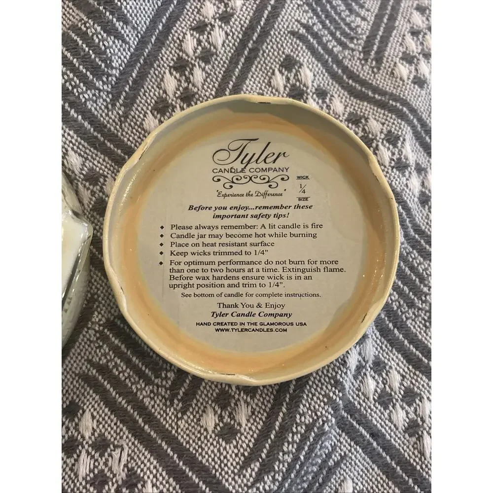Tyler Candle Company Bougie Parfumée French Market 2 Wick Jar Candle 11 oz USA